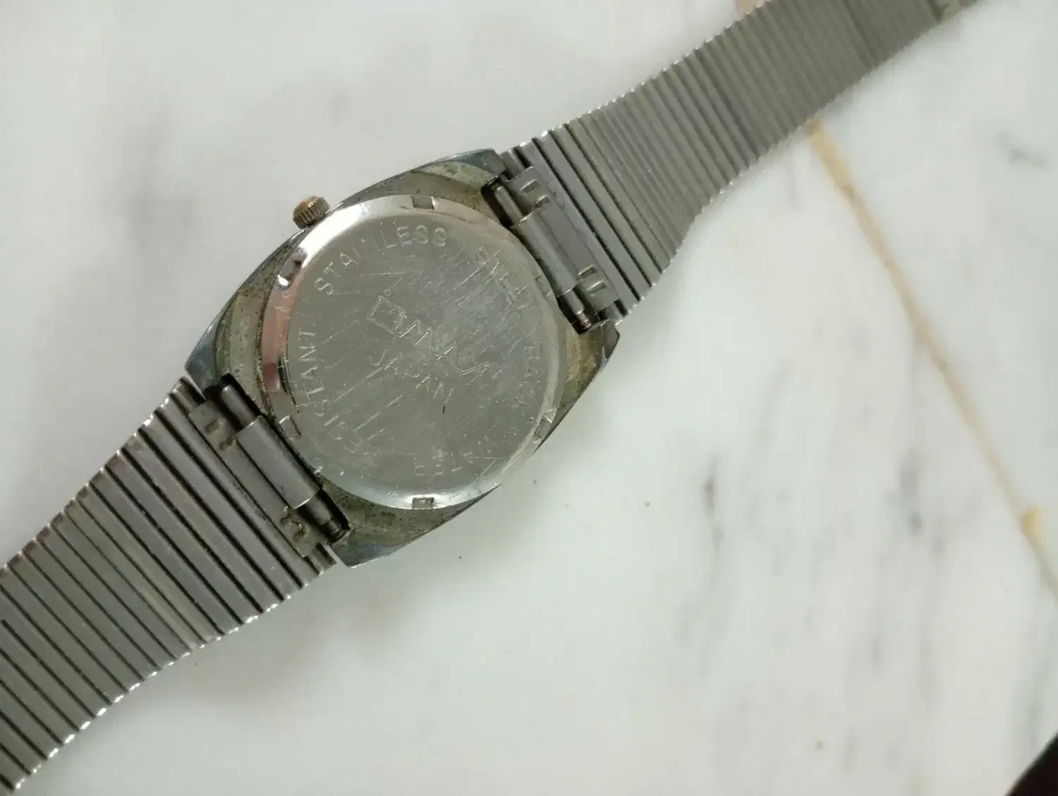 ساعت مچی قدیمی|ساعت|سمنان, |دیوار