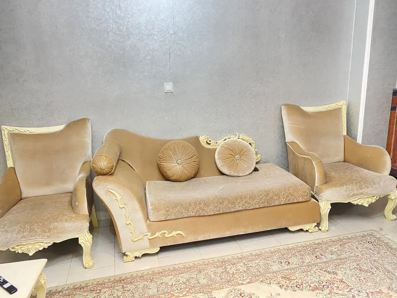 مبل میز نهارخوری تعدادی لوازم منزل|مبلمان خانگی و میز عسلی|رشت, چمارسرا|دیوار