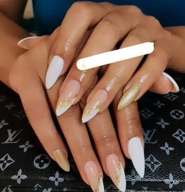 استخدام .در سالن زیبایی ...مولانا|استخدام درمانی، زیبایی، بهداشتی|صدرا-فارس, فاز ۱|دیوار