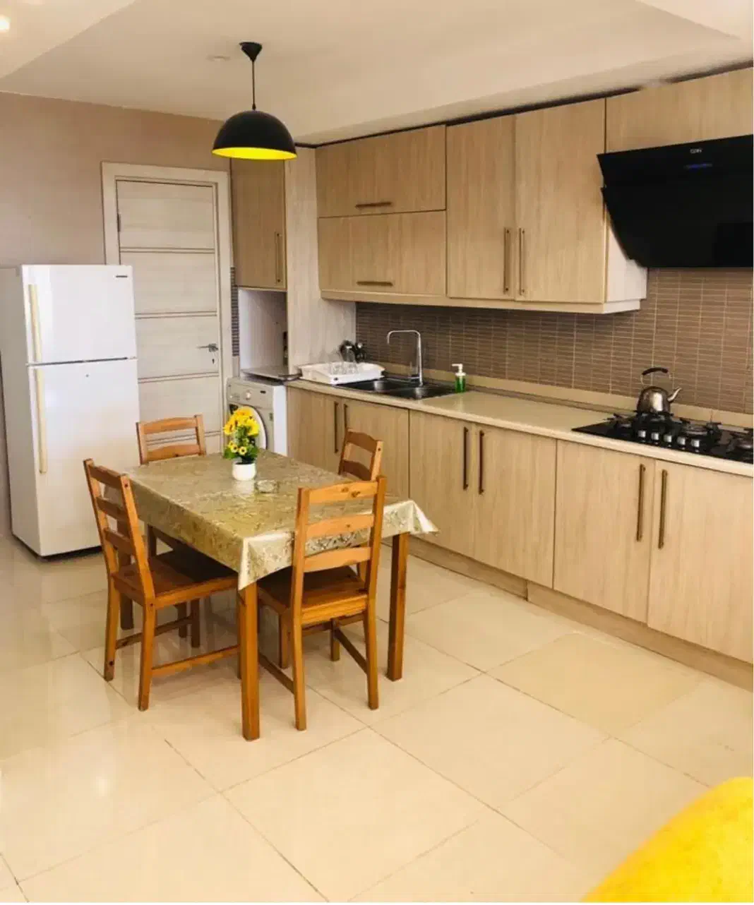 اجاره روزانه آپارتمان مبله لوکس نزدیک دریاچه|اجارهٔ کوتاه‌مدت آپارتمان و سوئیت|تهران, چیتگر شمالی|دیوار