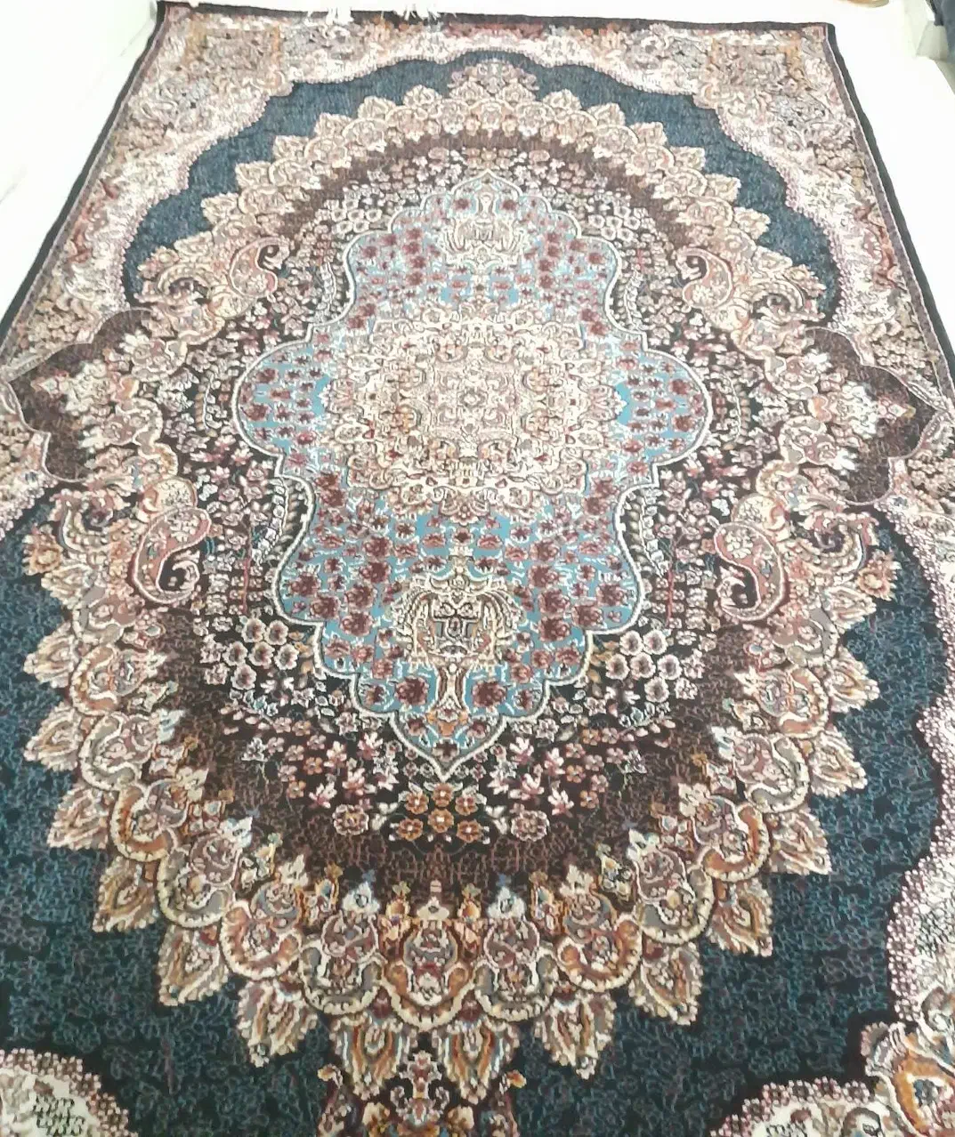 ۴عددفرش۶متری ۵۰۰شانه سالم ۸تمن تخته۲تمن|فرش|سنندج, |دیوار