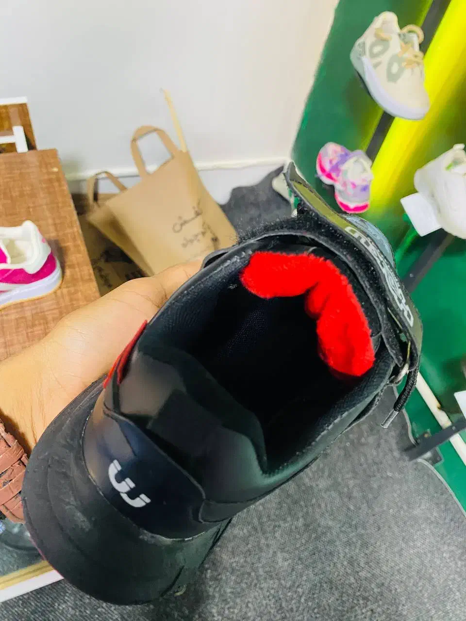 فروش کفش تکی به قیمت عمده|کیف، کفش، کمربند|رودان, |دیوار