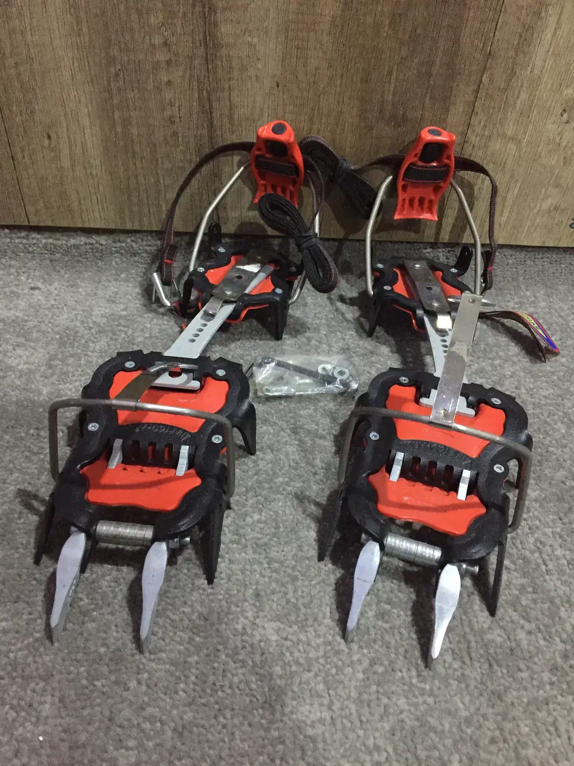 کرامپون تمام اتومات ترکیبی هفت گوهر|کوهنوردی و کمپینگ|تهران, دکتر هوشیار|دیوار