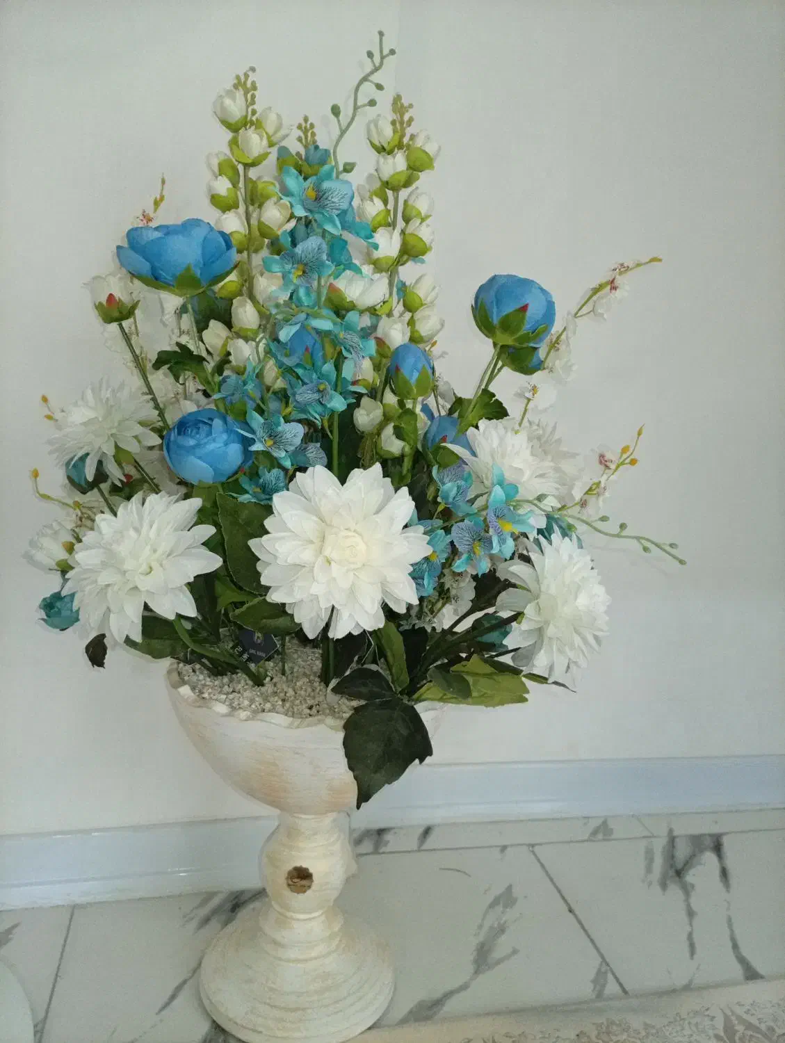 گلدان با گل مصنوعی|گل مصنوعی|فلاورجان, |دیوار