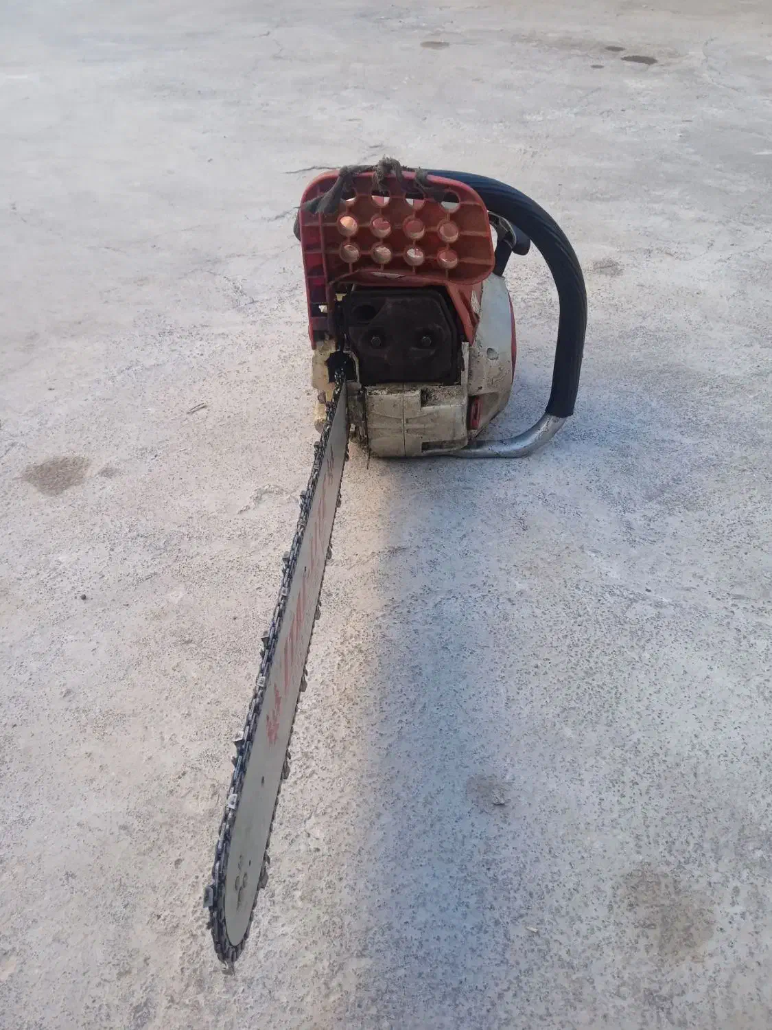 آره برقی بنزینی|ابزارآلات|میانه, |دیوار