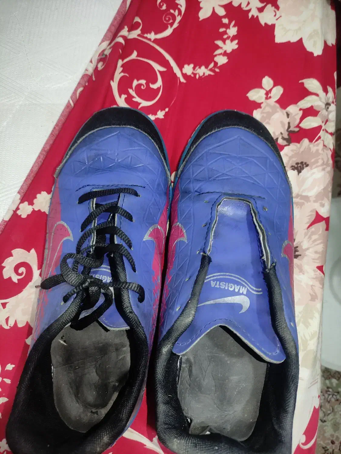 کفش ورزشی چمن|تجهیزات ورزشی|مشهد, رضاییه|دیوار