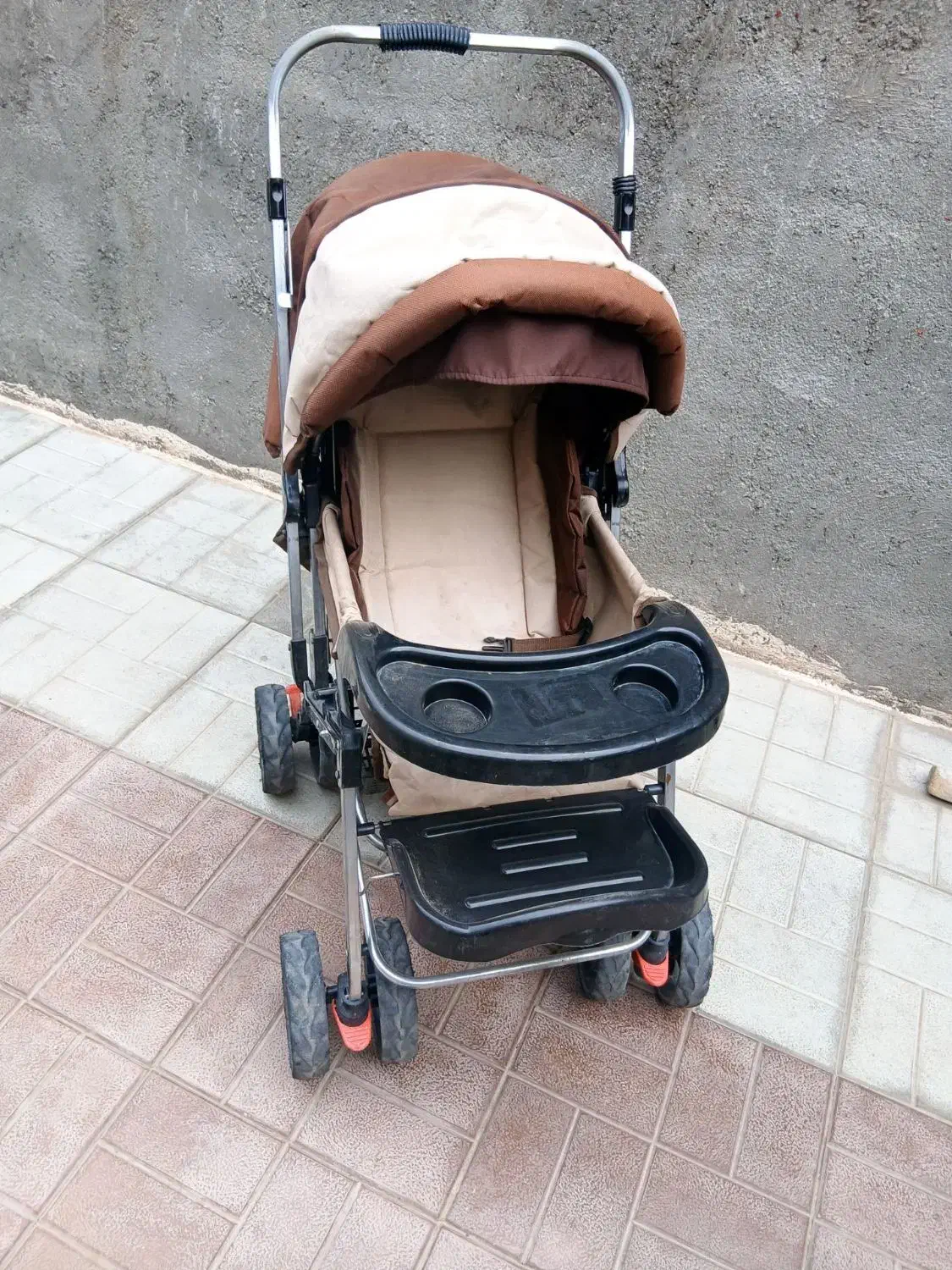 کالسکه|کالسکه و لوازم جانبی|نیشابور, جمهوری|دیوار