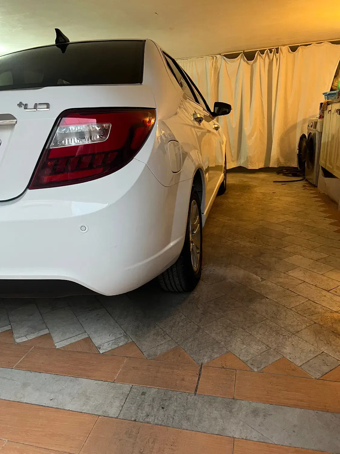 دنا پلاس 1401 تیپ ۲ بدون رنگ|خودرو سواری و وانت|تبریز, |دیوار