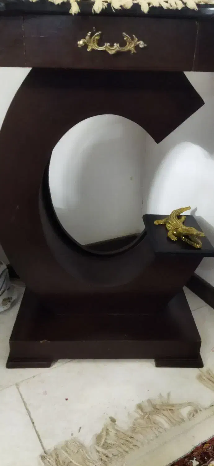 میز تلفن|میز تلفن|گلپایگان, |دیوار