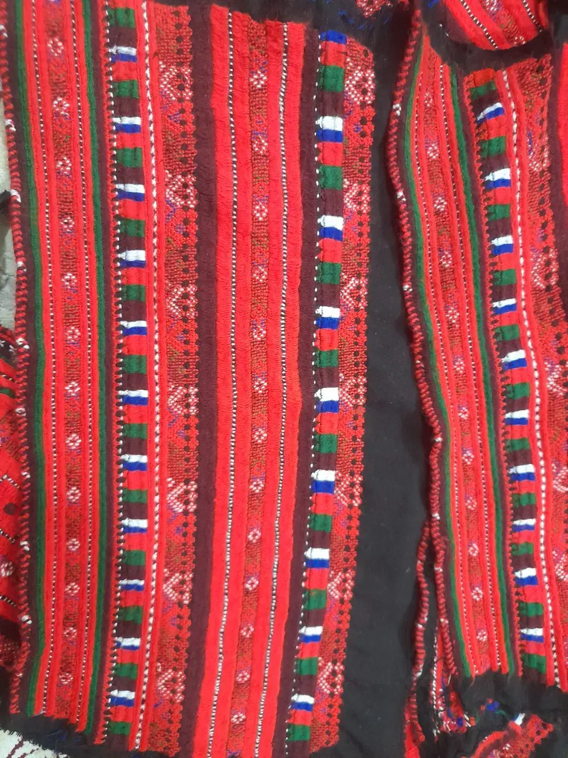 جوک|لباس|ایرانشهر, |دیوار