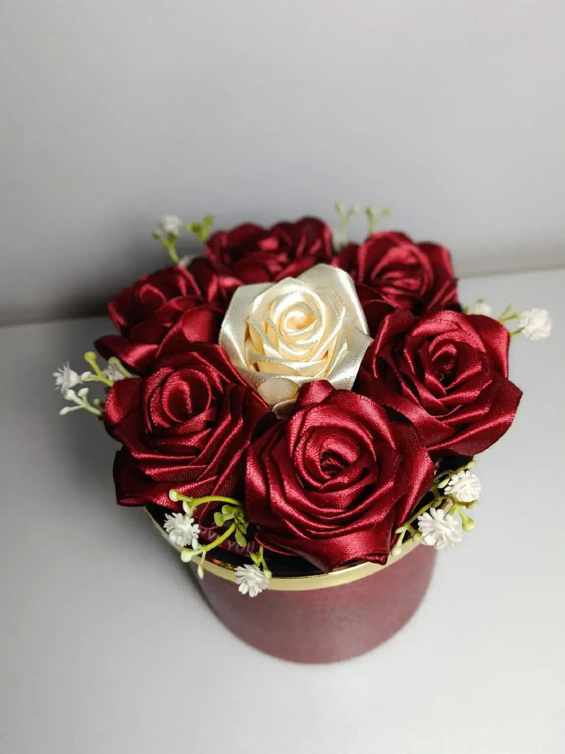 گل روبانی هدیه روز مادر|گل مصنوعی|کاشان, پا نخل|دیوار