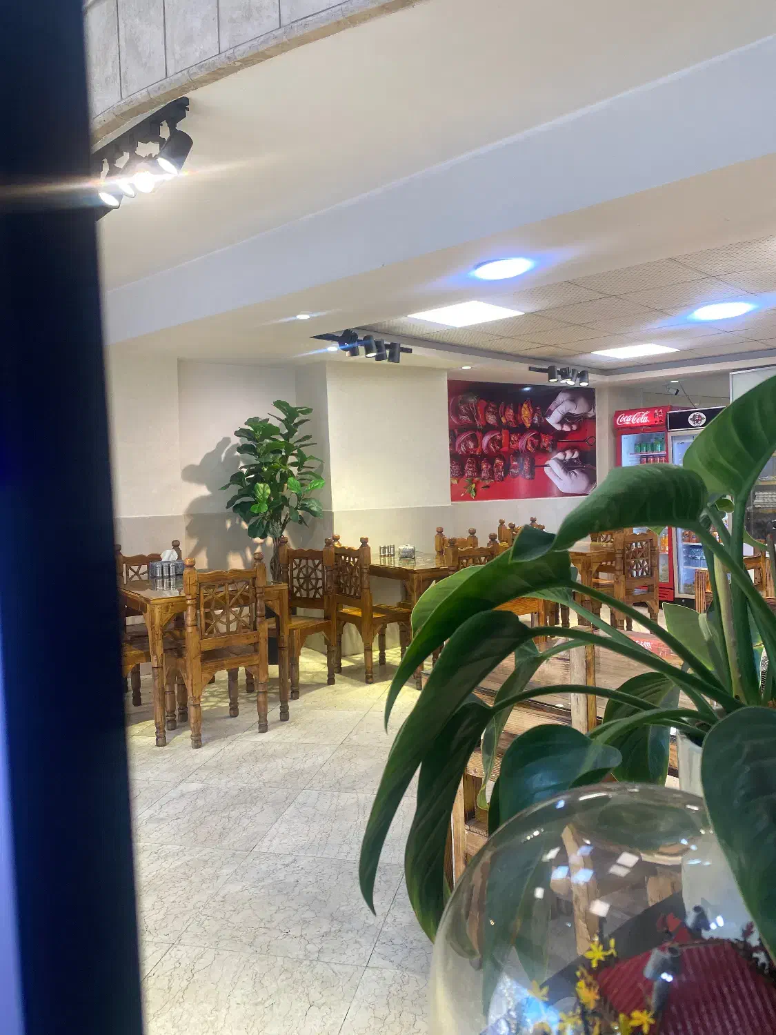 ظرفشور و سالن دار|استخدام خدمات فروشگاه و رستوران|ساری, |دیوار