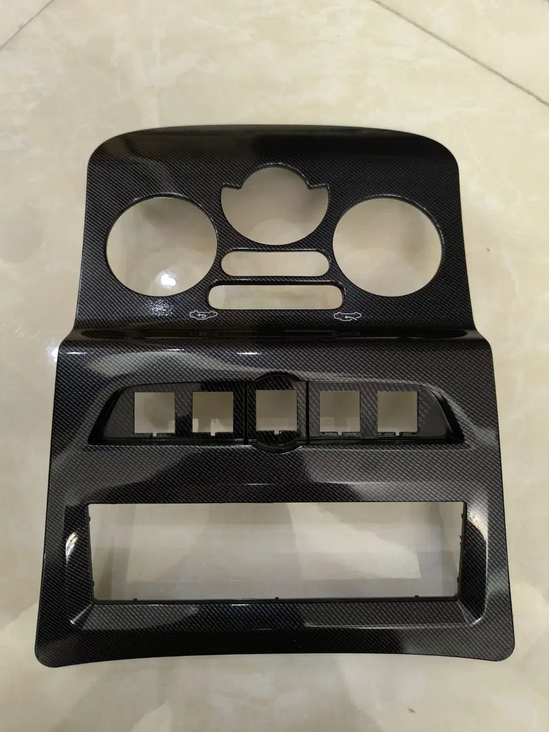 قاپ جلوداشبورد رانا پلاس فابریکی کمیاب|قطعات یدکی و لوازم جانبی|کرمانشاه, |دیوار