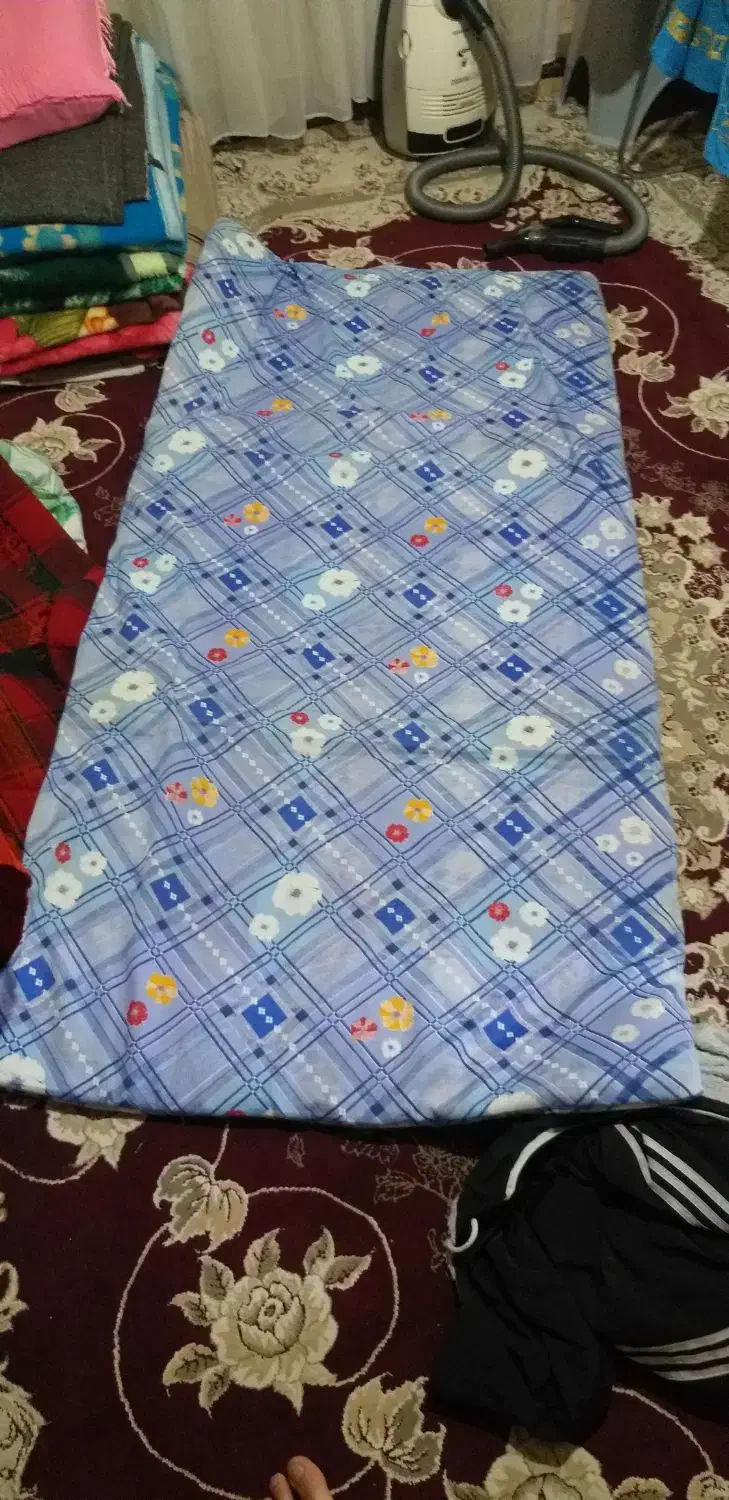 تشک پنبه|رختخواب، بالش، پتو|کوزران, |دیوار