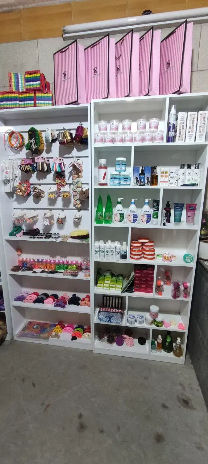 ویترین و شلف مغازه|فروشگاه و مغازه|قم, شاه ابراهیم|دیوار