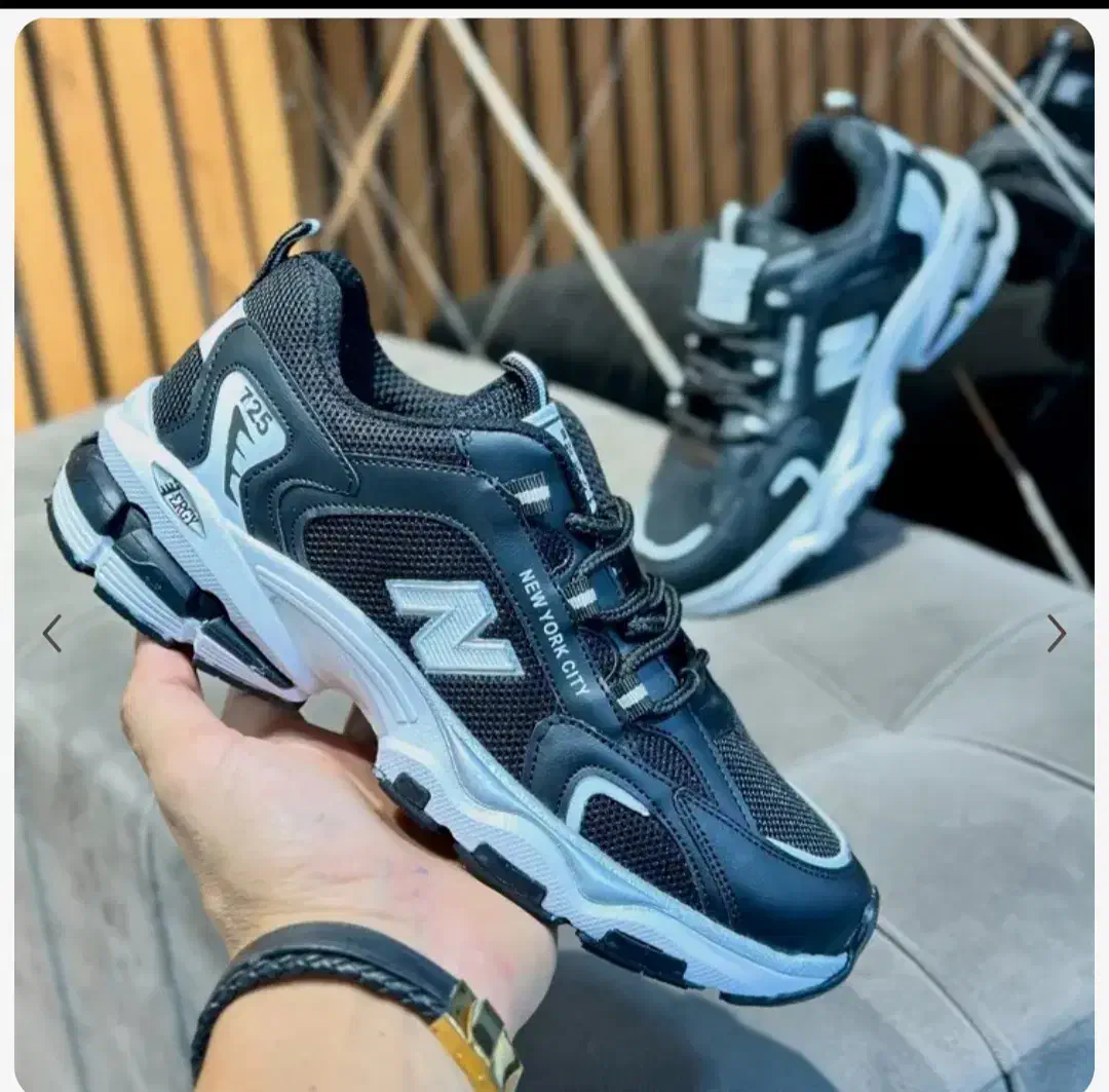 کتونی های زنونه و مردونه باکیفیت بالا|کیف، کفش، کمربند|میانه, |دیوار