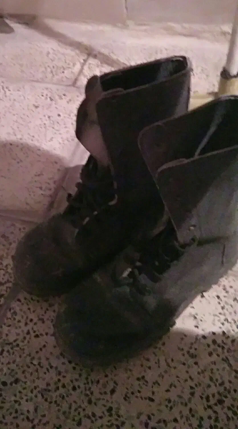 پوتین چرم، استک فوتبالی|کیف، کفش، کمربند|کرمانشاه, |دیوار