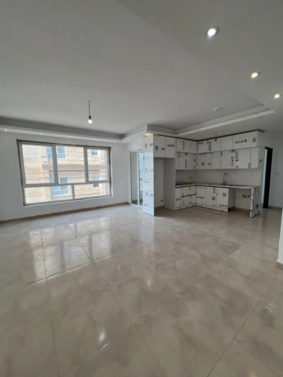 فروش اپارتمان کلید نخورده 4/400میلیارد|فروش آپارتمان|چالوس, |دیوار