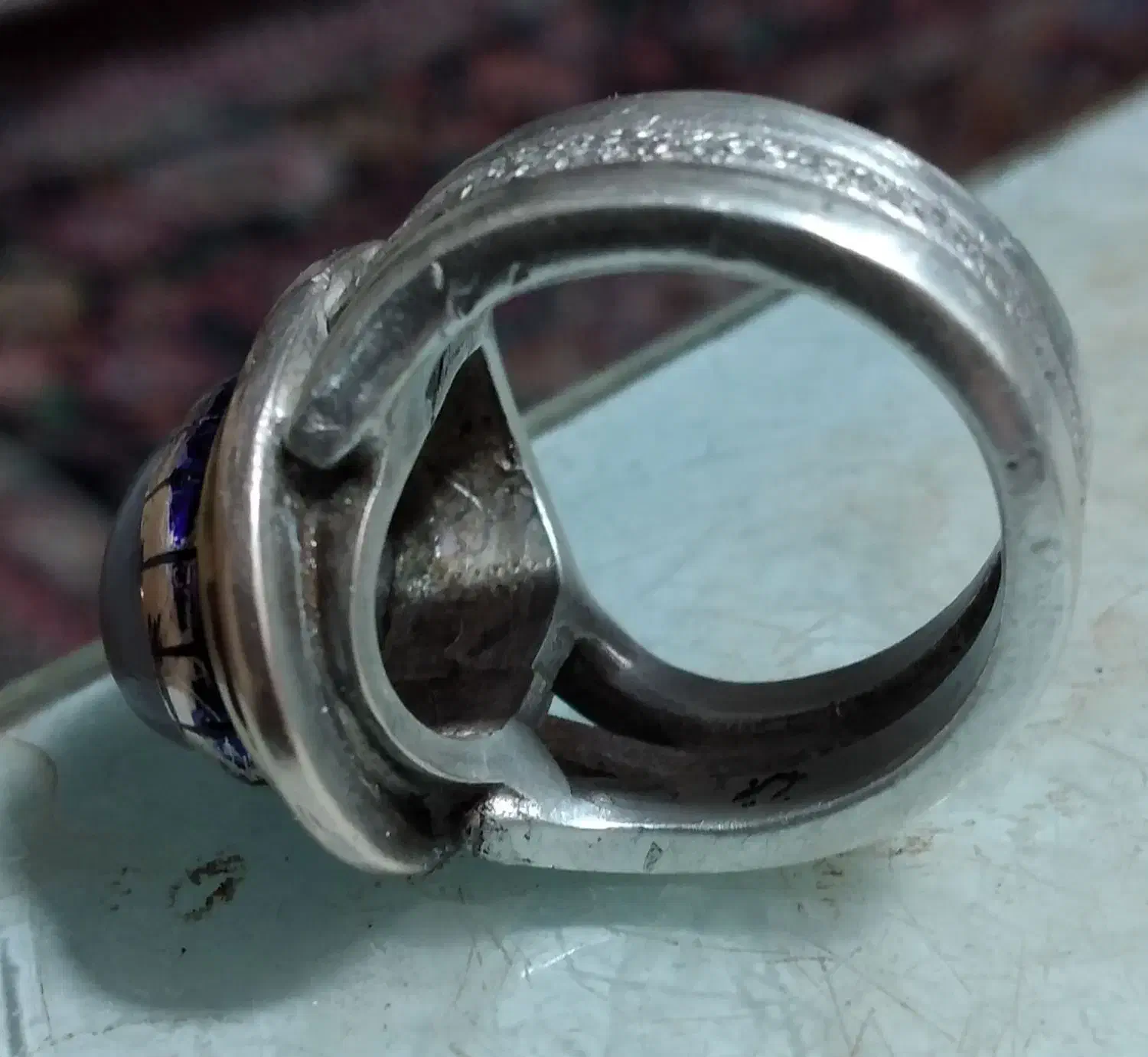 انگشتر باباقوری دوچشم|کلکسیون اشیاء عتیقه|اندیمشک, |دیوار