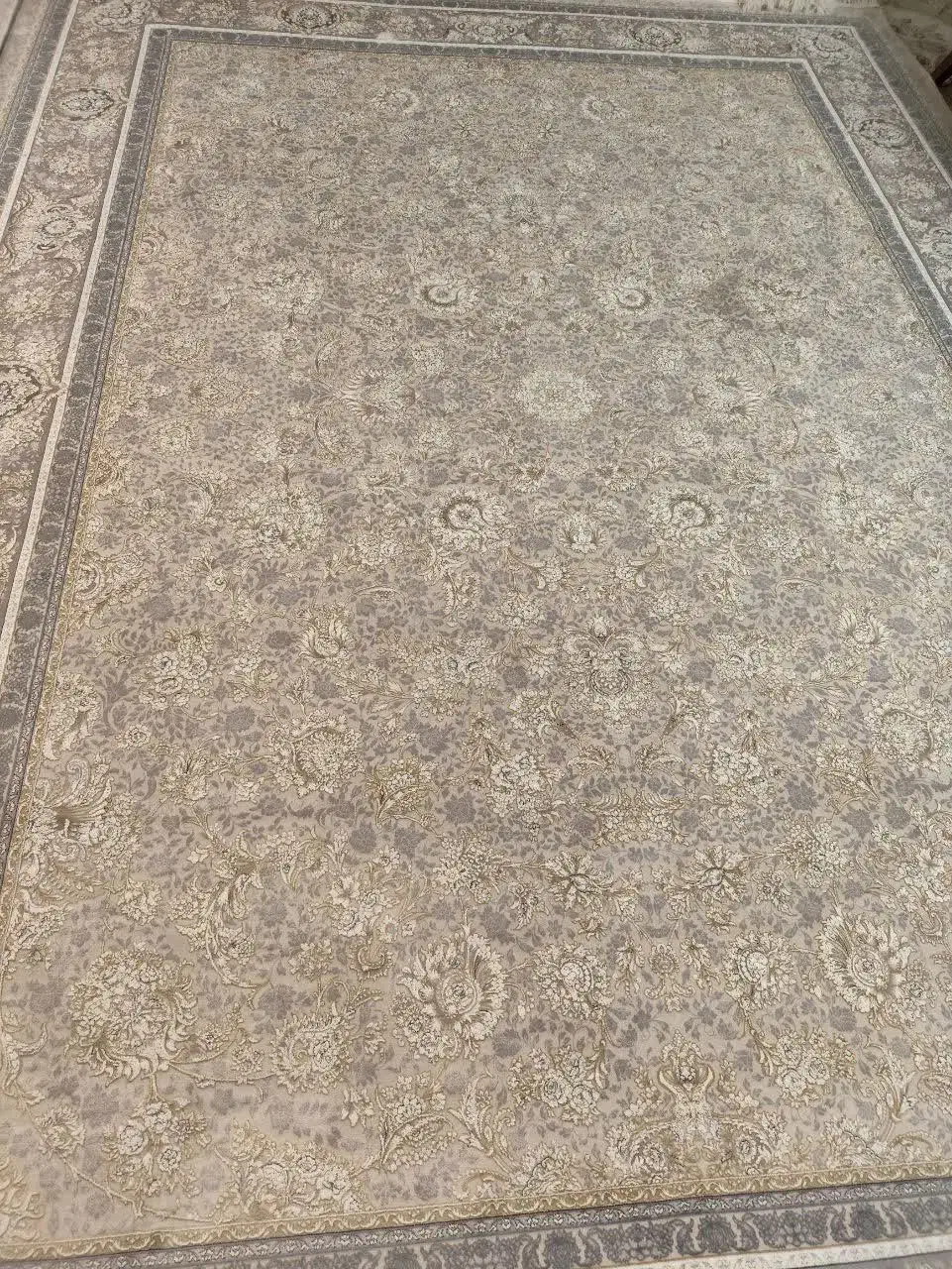 دوعدد فرش نه متری ۱۲۰۰ شانه تراکم ۳۶۰۰|فرش|اصفهان, کنگاز|دیوار