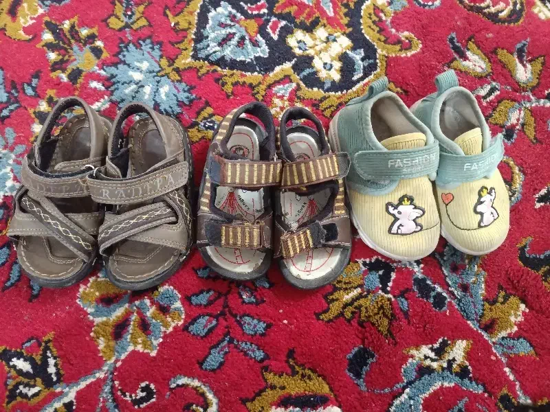 کفش|کفش و لباس بچه|قم, علی آباد سعدگان|دیوار