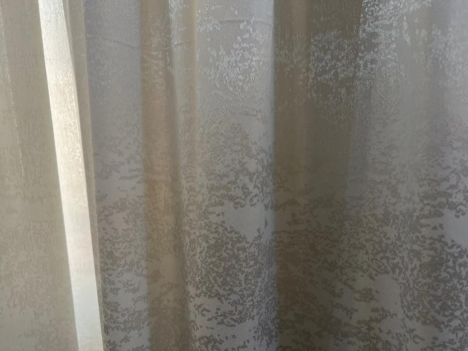 پرده|پرده، رانر، رومیزی|تهران, جوانمردان (اندیشه)|دیوار