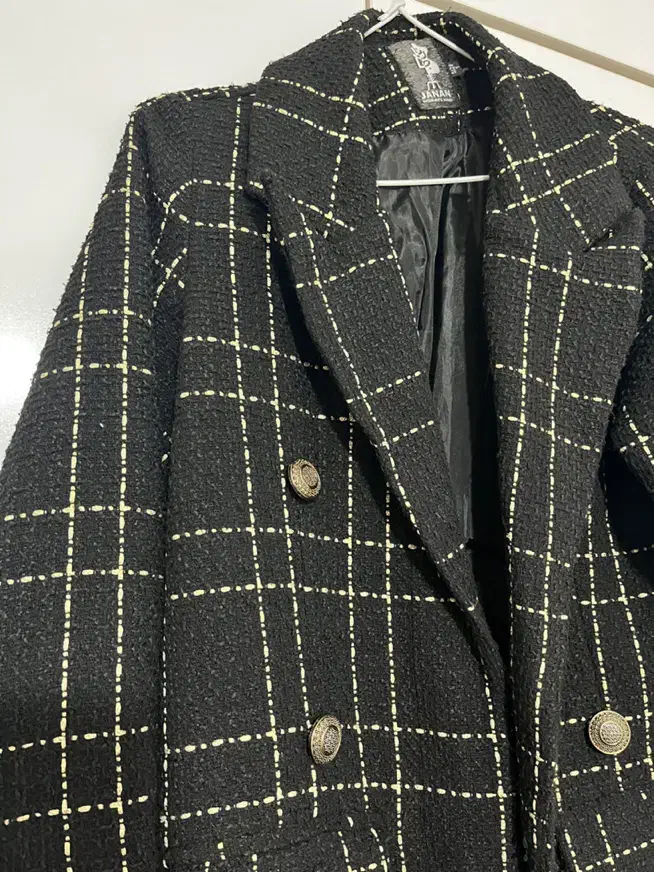 پالتو|لباس|رشت, استقامت ۱|دیوار