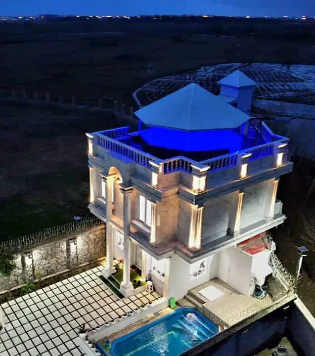 ویلایی جنگلی ۳۰۱ متری|فروش خانه و ویلا|رشت, گلسار|دیوار