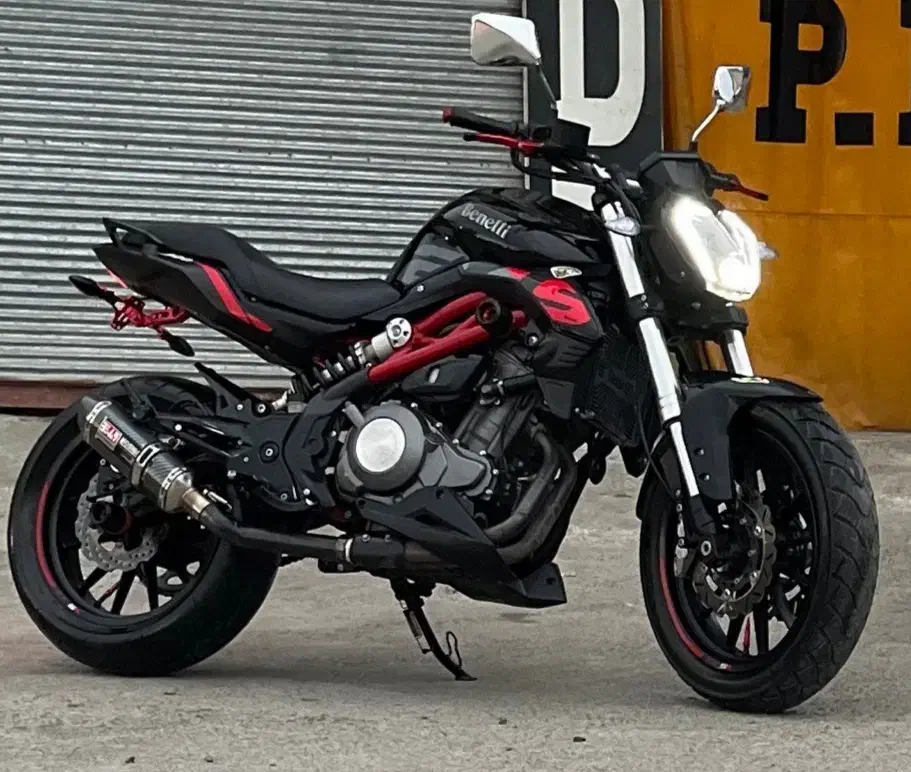 بنلی ۳۰۰ مدل ۹۹|موتورسیکلت|دالخانی, |دیوار