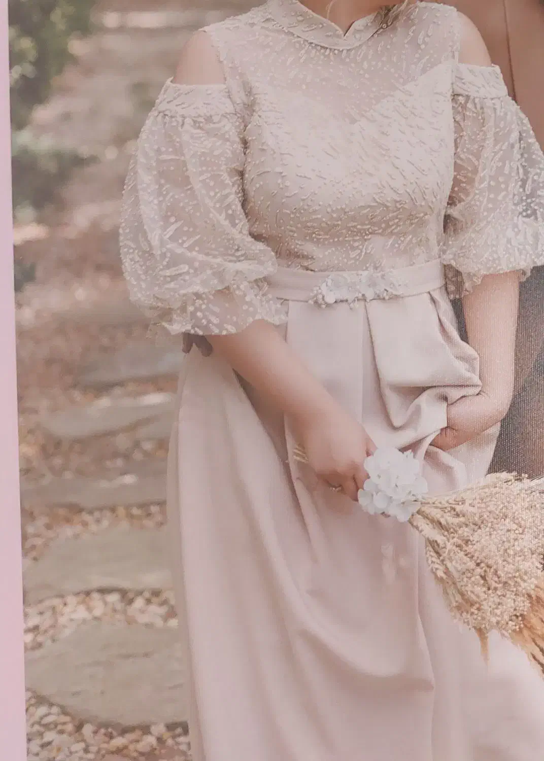 لباس عقد|لباس|ساوه, |دیوار