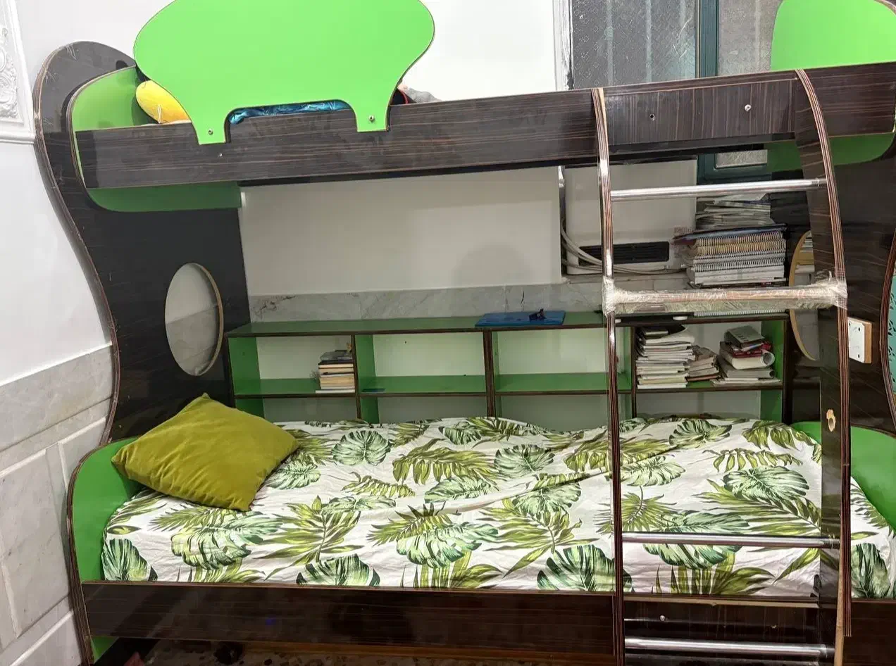 تخت دو طبقه همراه با کمدلباس و فایل|تخت و سرویس خواب|زاهدان, |دیوار