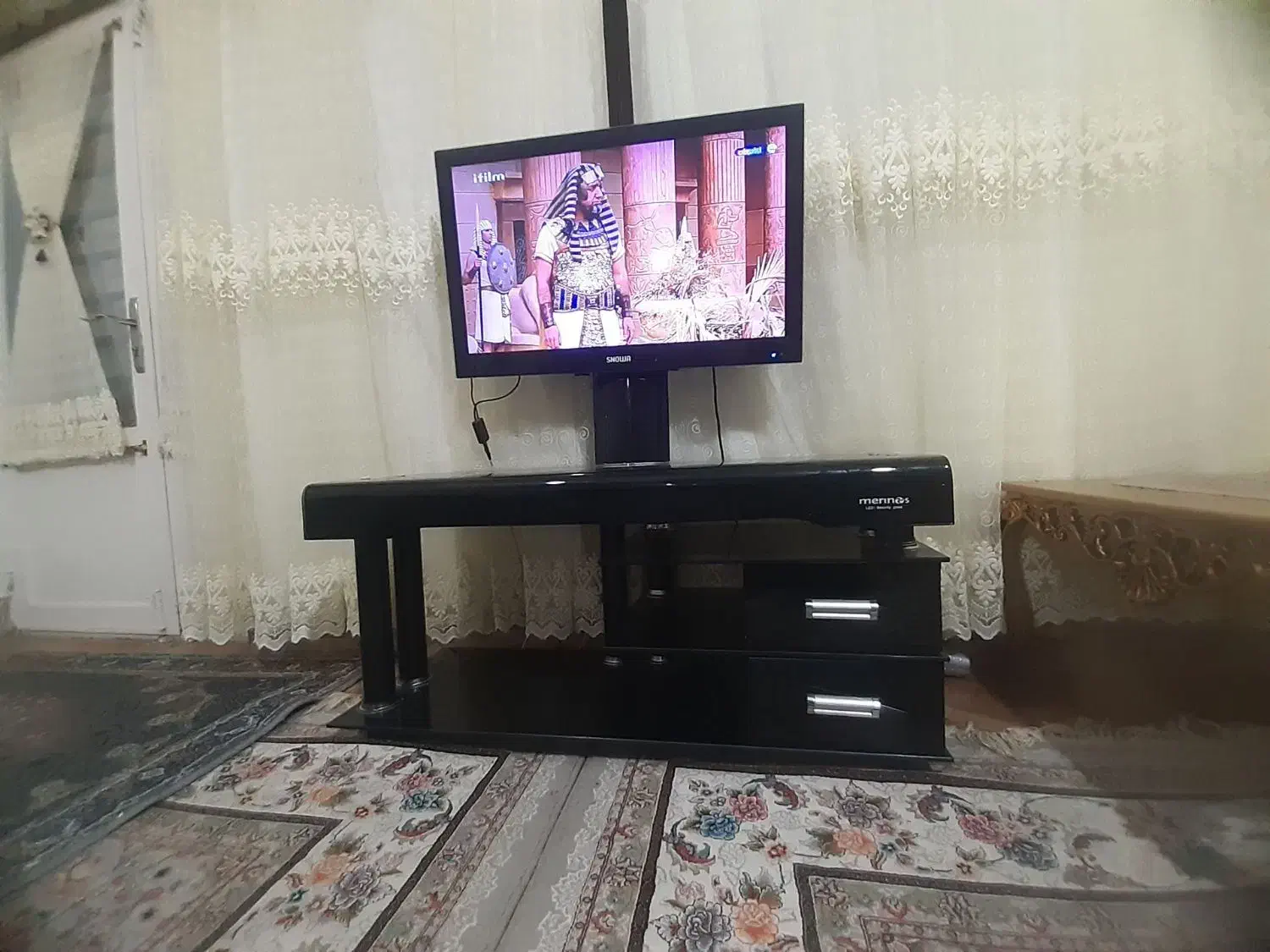 تلوزیون  ال ای دی۳۲اینج اسنو|تلویزیون و پروژکتور|کوهدشت, |دیوار