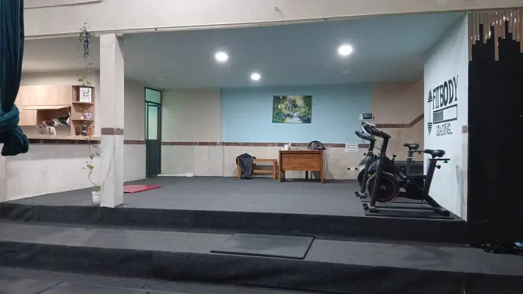 اجاره زیر زمین ۱۶۰ متری (خیابان صارمی )|اجارهٔ آپارتمان|ملایر, |دیوار