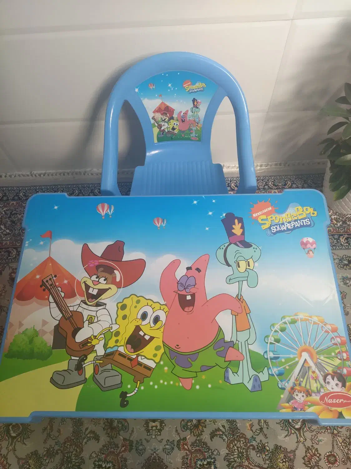 میز و صندلی|تخت و صندلی بچه|پیرانشهر, |دیوار