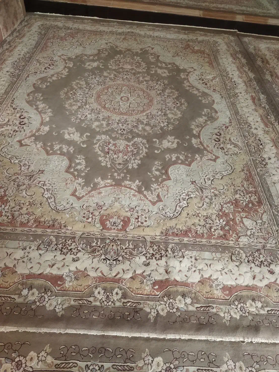 فرش 700شانه سالم سالم|فرش|کوهدشت, |دیوار