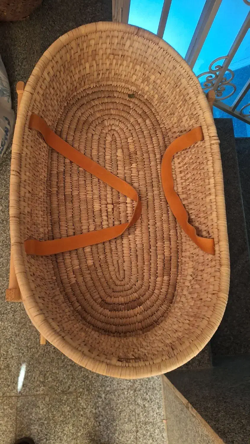 گهواره حصیر بافت|تخت و صندلی بچه|تهران, زعفرانیه|دیوار