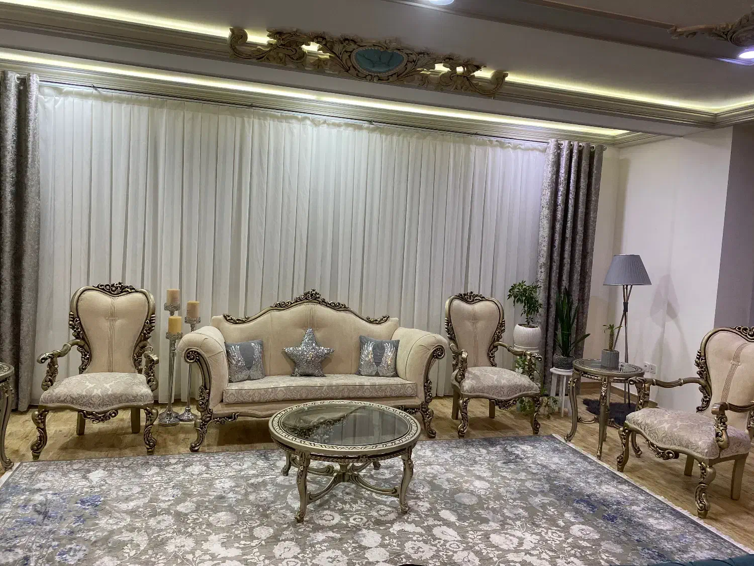 مبل کلاسیک|مبلمان خانگی و میز عسلی|سقز, |دیوار