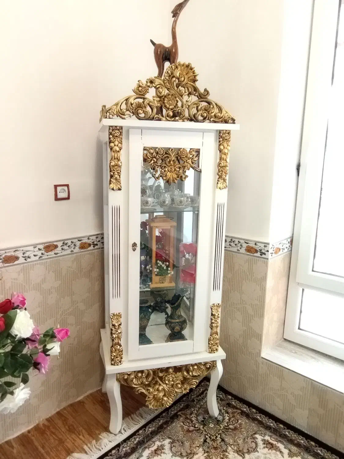 بوفه ساعت سفید مناسب جهیزیه|بوفه، ویترین، کنسول|مشگین شهر, |دیوار