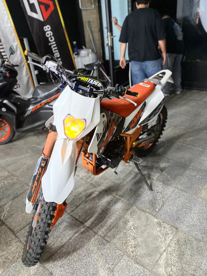 فلات 250 ktm|موتورسیکلت|کرج, اصفهانیها|دیوار