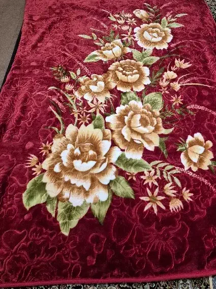 مغازه ای میشناسید پتو نو تعویض کنه|رختخواب، بالش، پتو|همدان, |دیوار