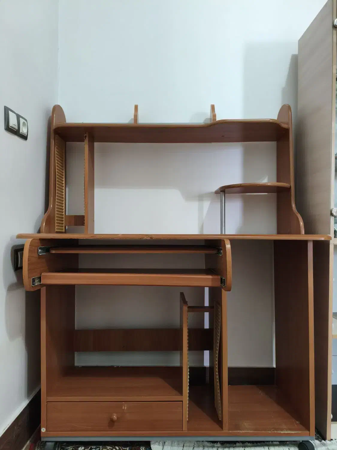 میز کامپیوتر|میز تحریر و کامپیوتر|آباده, |دیوار