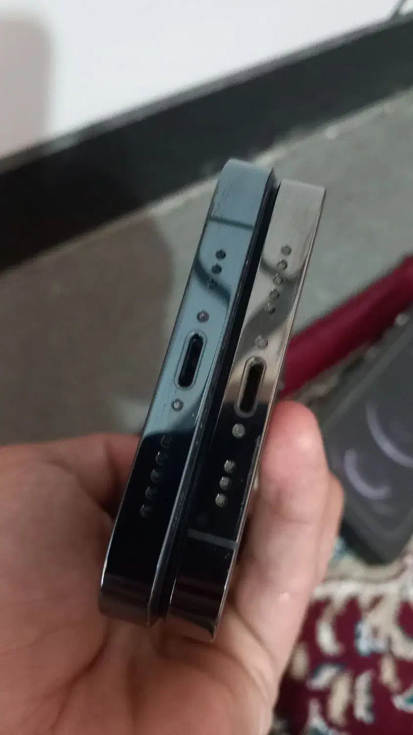 دو عدد ایفون ۱۲پرو|موبایل|جره و بالاده, |دیوار