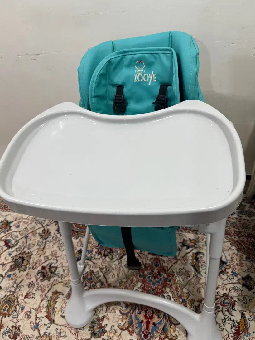 صندلی غذای کودکzooye|تخت و صندلی بچه|شیراز, ارم|دیوار