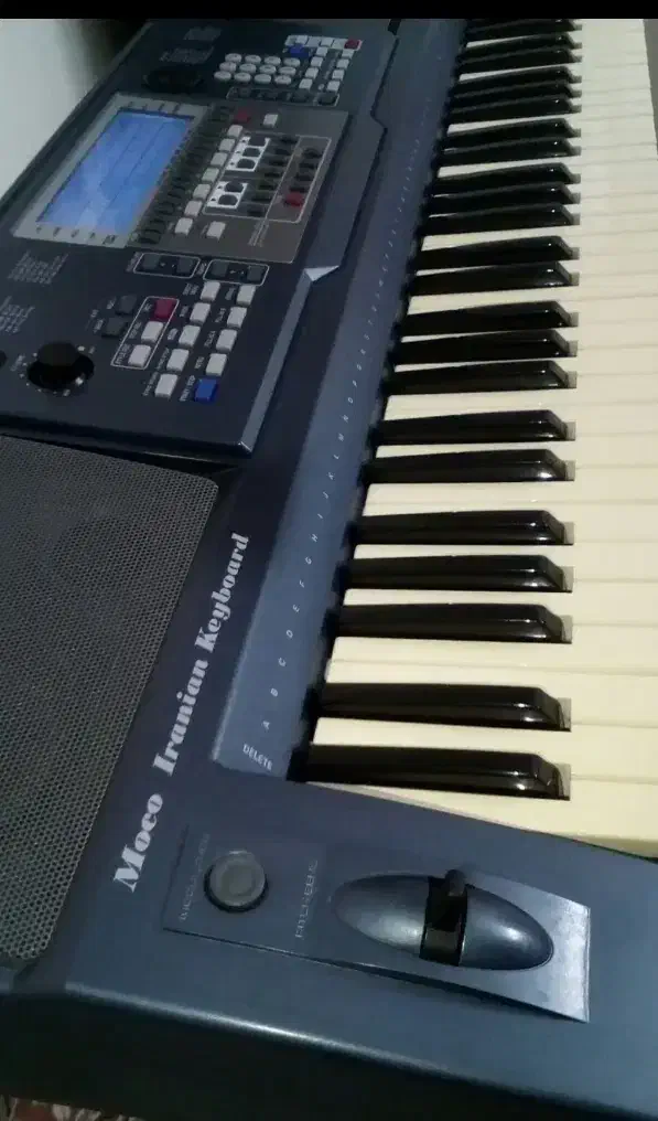 ارگ MOCO 5000ارگ YAMAHA A 1000|پیانو، کیبورد، آکاردئون|رشت, بوسار|دیوار