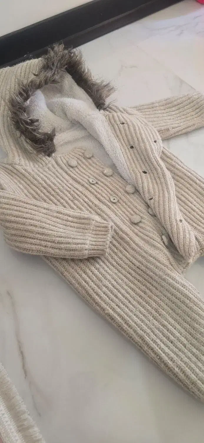 سرهمی داخل پشمی بافت ترک|کفش و لباس بچه|هشتگرد, فاز ۲ مهستان|دیوار