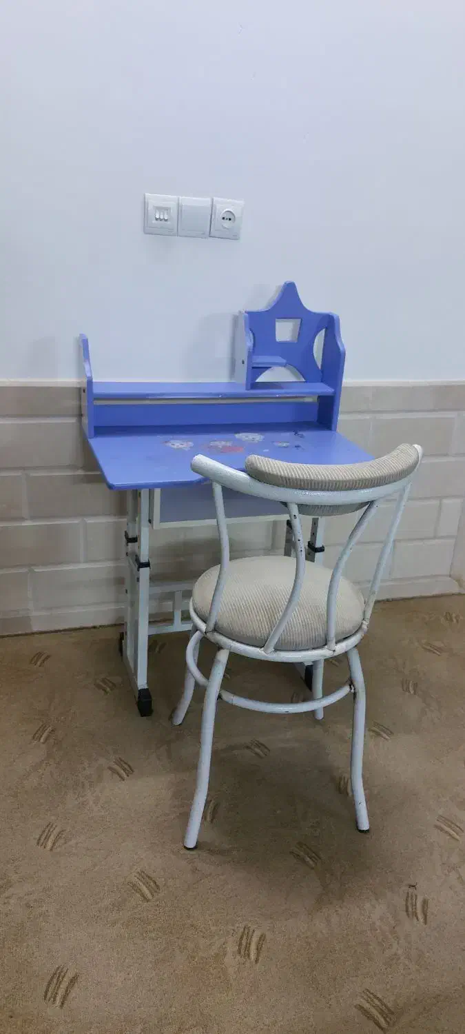 میز و صندلی|صندلی و نیمکت|جهرم, |دیوار