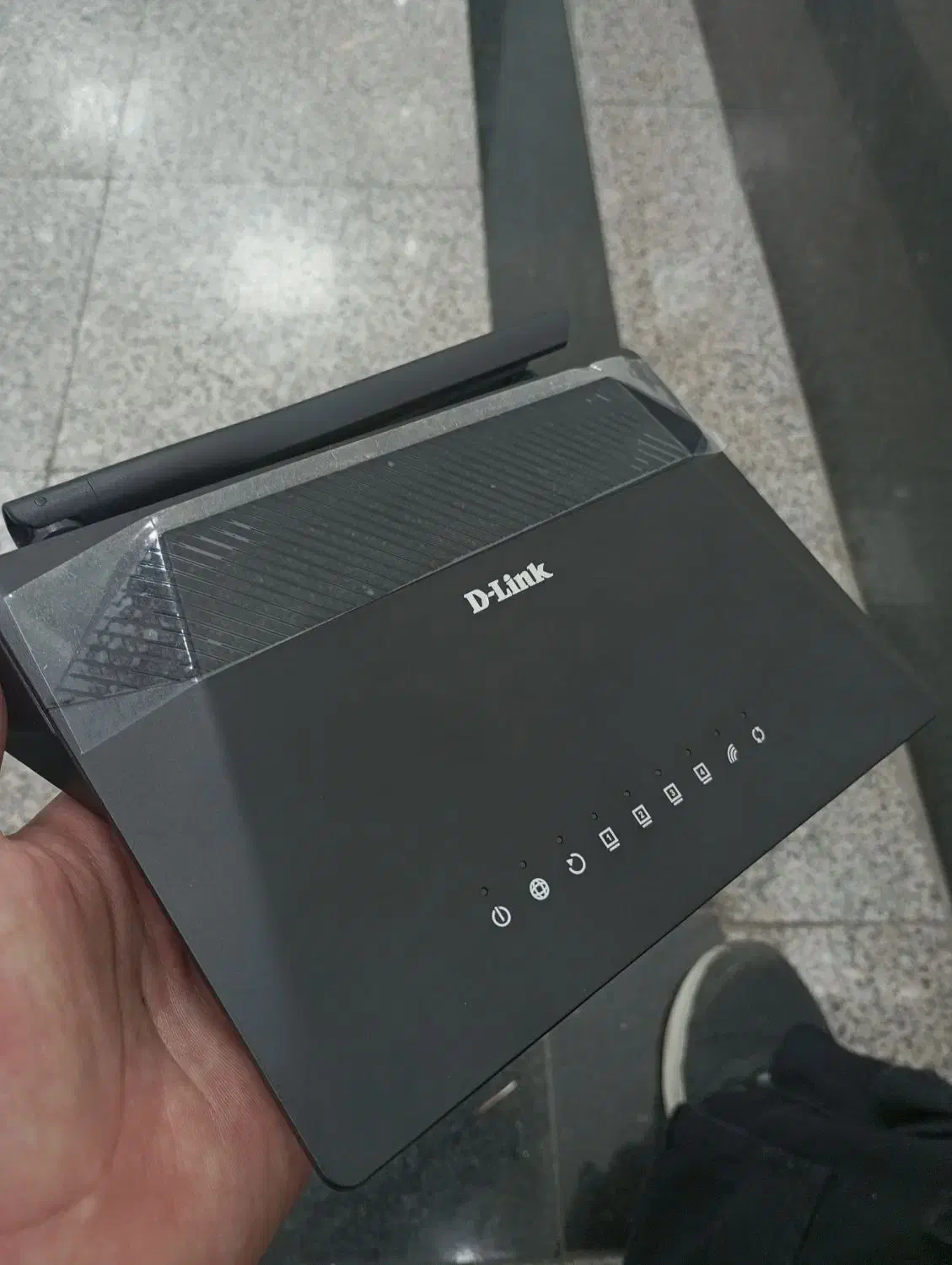 مودم D-Link دو آنتن یک ماه کارکرد|مودم و تجهیزات شبکه|اردبیل, |دیوار