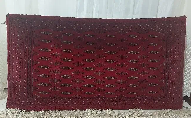 پشتی دستبافت|پشتی|تهران, دهکده المپیک|دیوار