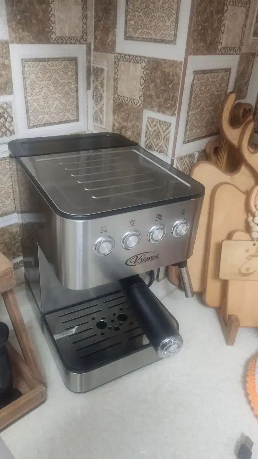 قهوه ساز  نو  با کارتن|سماور، چای‌ساز، قهوه‌ساز|محمدیه-قزوین, |دیوار