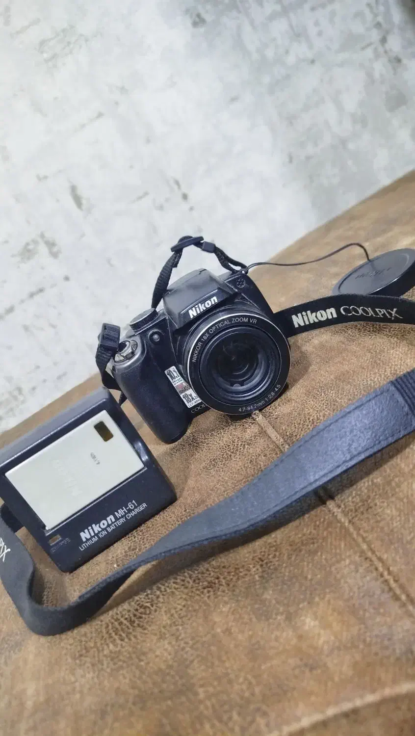 دوربین عکاسی Nikon|دوربین عکاسی و فیلمبرداری|رشت, منظریه|دیوار